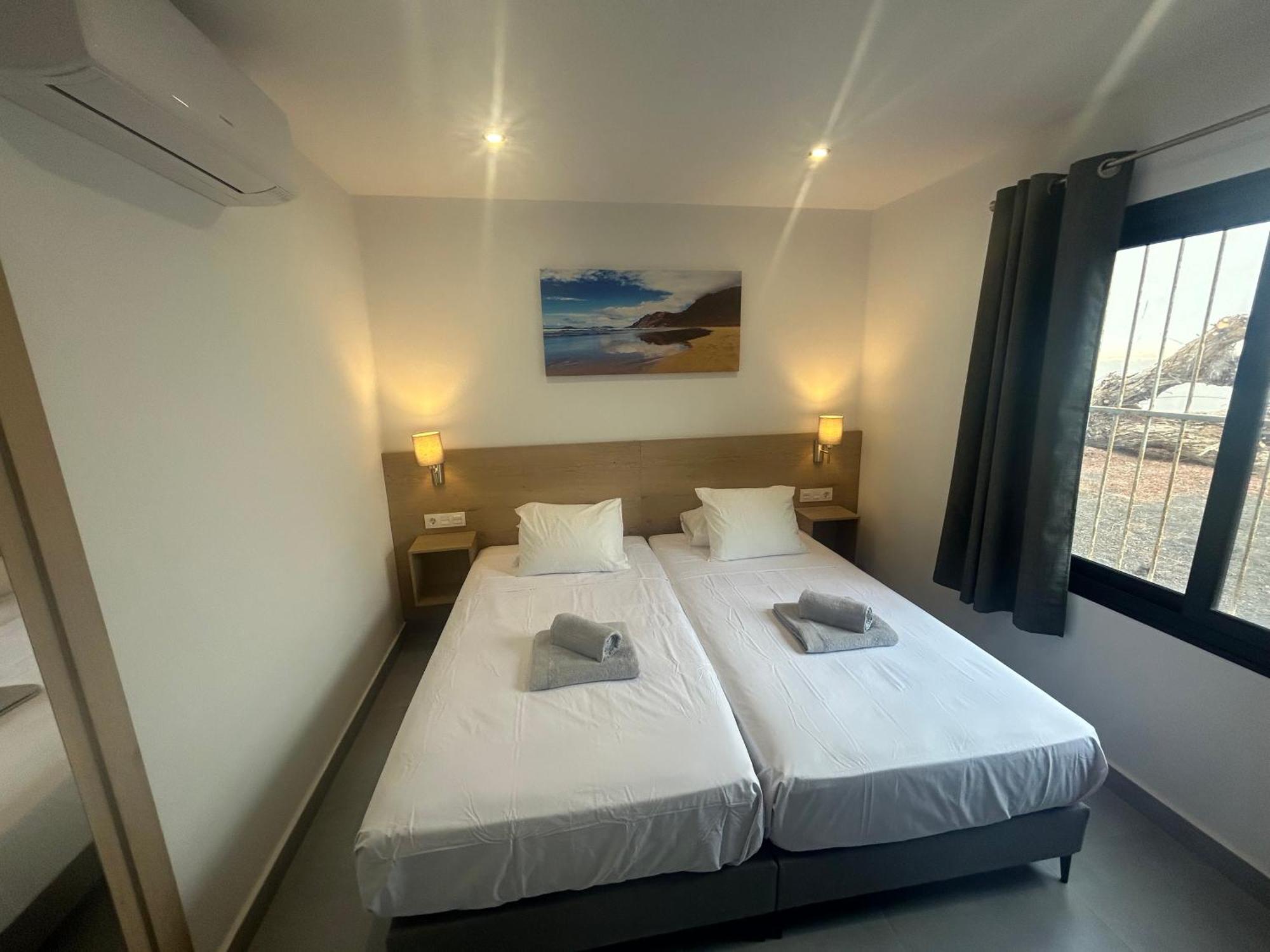 Stunning 2 Bedroom Seafront Apartment Puerto del Carmen  Eksteriør billede